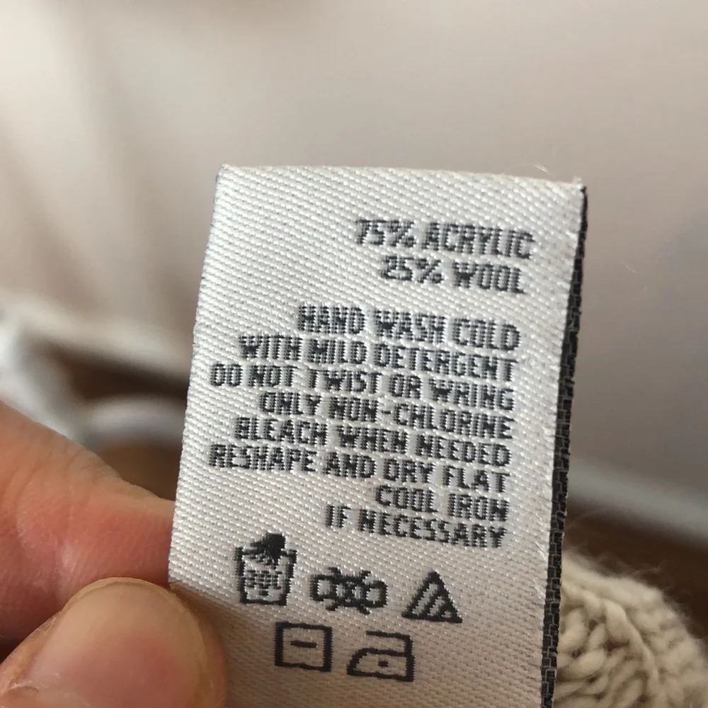 American Rag Oversized Sweater - Picture 6 of 6